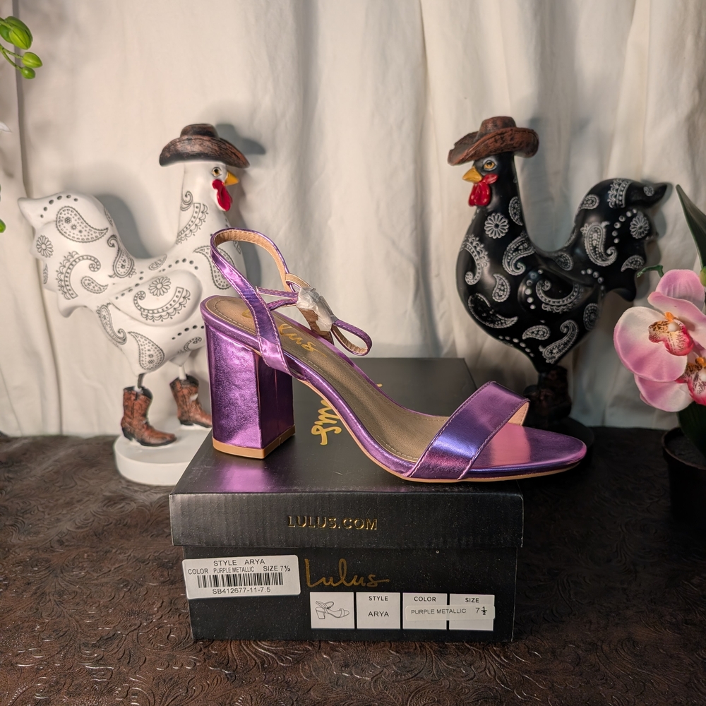 Lulu's Purple Metallic Women's Sandals